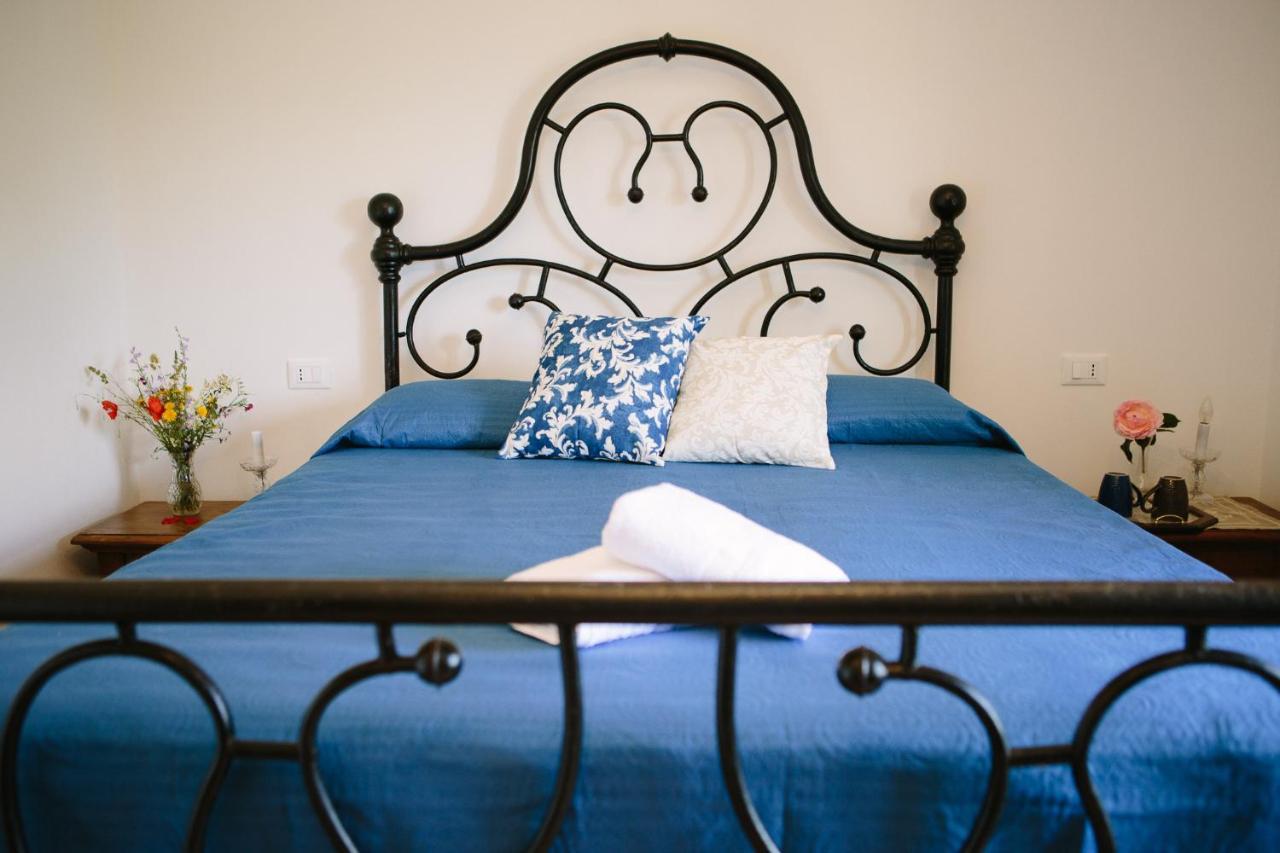 Agriturismo I Millepini Case Malva Екстериор снимка